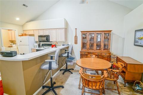 2154 Willow Run Cir, Enon, OH 45323 photo 6