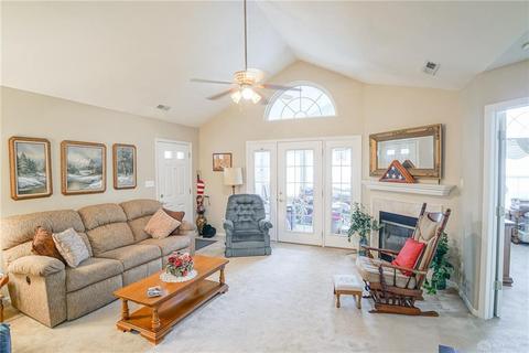 2154 Willow Run Cir, Enon, OH 45323 photo 4