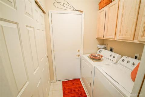 2154 Willow Run Cir, Enon, OH 45323 photo 13