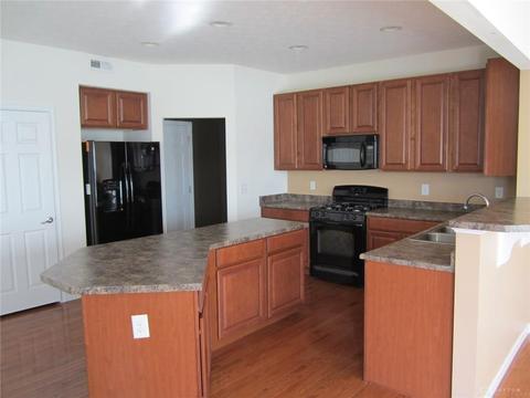 1212 Artesian Ln, Fairborn, OH 45324 photo 3