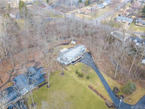 205 Foxridge Dr, Dayton, OH 45429 photo 1