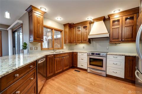 8281 Rhine Way, Dayton, OH 45458 photo 17