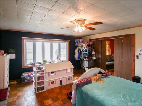 101 E Race St, Spring Valley, OH 45370 photo 9