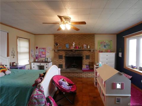 101 E Race St, Spring Valley, OH 45370 photo 7