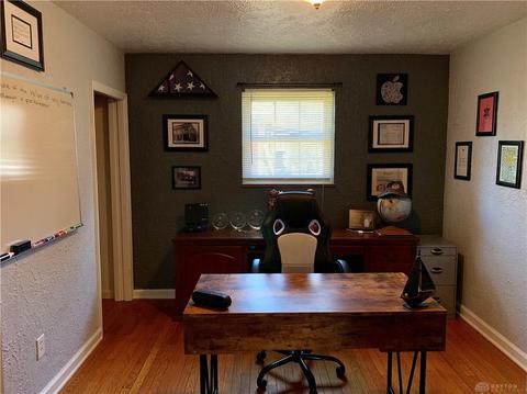 1045 Cottonwood Rd, Dayton, OH 45409 photo 17