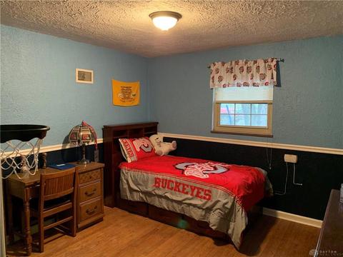 1045 Cottonwood Rd, Dayton, OH 45409 photo 11