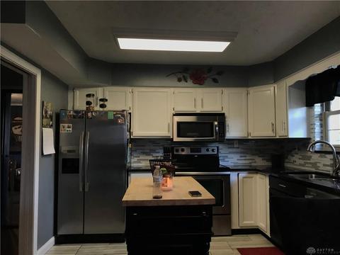 1045 Cottonwood Rd, Dayton, OH 45409 photo 25