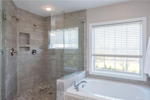 60 Mclean Dr, Springboro, OH 45066 photo 32