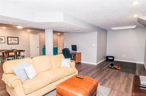 142 Walnut Grove Dr, Dayton, OH 45458 photo 36