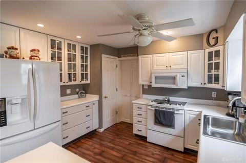 4640 Glenheath Dr, Dayton, OH 45440 photo 6