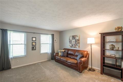 1002 Old Stone Ct, Dayton, OH 45459 photo 3