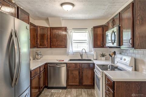 1002 Old Stone Ct, Dayton, OH 45459 photo 8