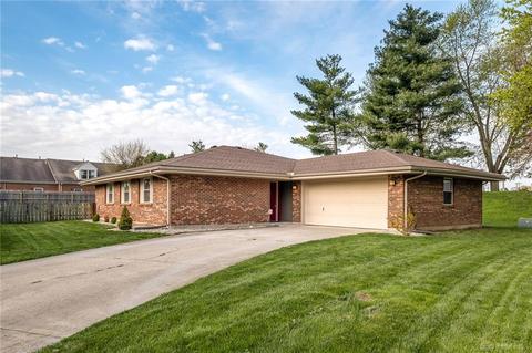 1002 Old Stone Ct, Dayton, OH 45459 photo 2