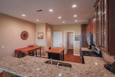 651 Mackenzie Ct, Dayton, OH 45458 photo 9