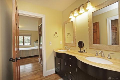 1208 Chaucer Pl, Maineville, OH 45039 photo 22