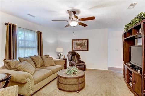 6382 Zach Pl, Dayton, OH 45459 photo 4