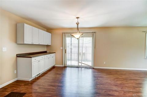 2425 Springmill Rd, Dayton, OH 45440 photo 9