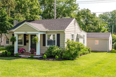 2724 Acorn Dr, Dayton, OH 45419 photo 1