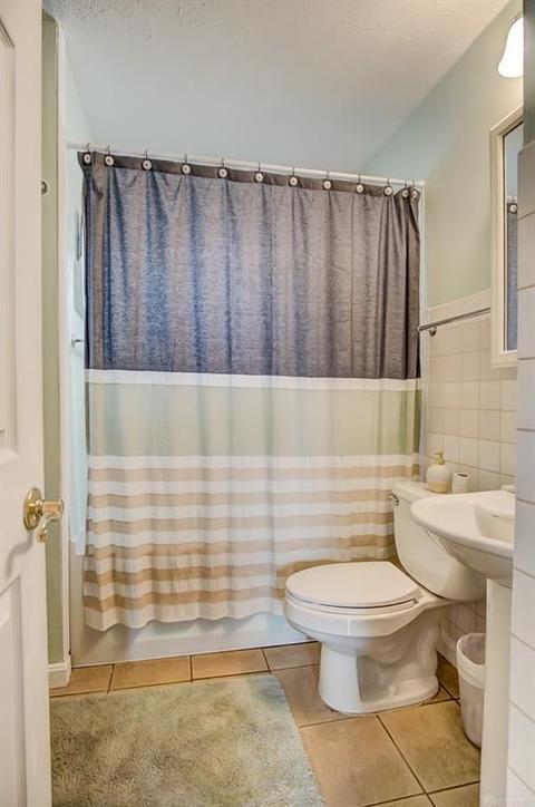 2123 E Bataan Dr, Dayton, OH 45420 photo 14