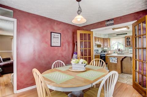 2123 E Bataan Dr, Dayton, OH 45420 photo 12