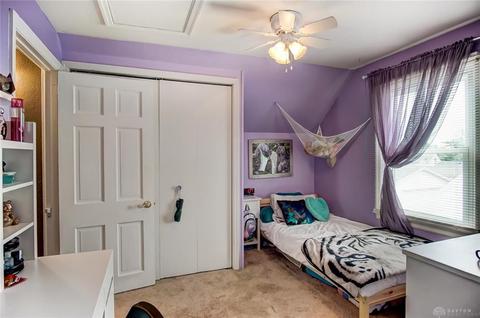 2123 E Bataan Dr, Dayton, OH 45420 photo 17