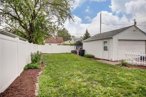2123 E Bataan Dr, Dayton, OH 45420 photo 29