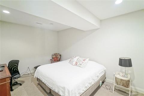 876 Eagle Run Dr, Dayton, OH 45458 photo 27