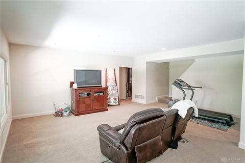876 Eagle Run Dr, Dayton, OH 45458 photo 22