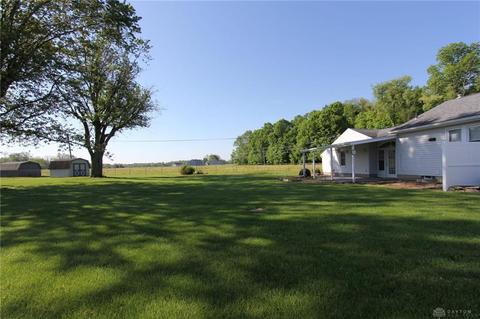 400 W Possum, Springfield, OH 45506 photo 2