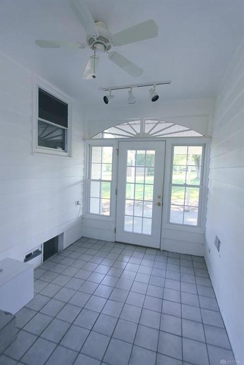 400 W Possum, Springfield, OH 45506 photo 7