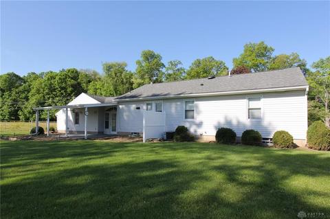 400 W Possum, Springfield, OH 45506 photo 4
