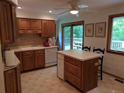 2172 Simison Rd, Spring Valley, OH 45370 photo 9