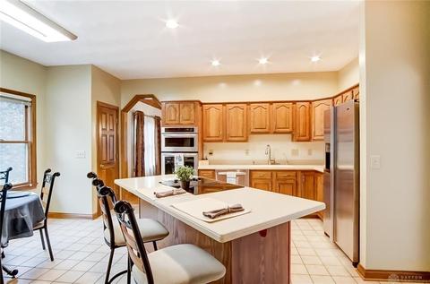 256 Timberleaf Dr, Beavercreek, OH 45430 photo 9