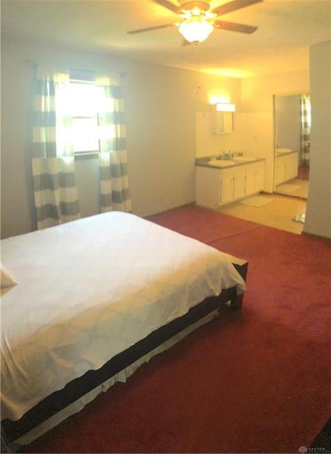 2531 Hustead Rd, Springfield, OH 45502 photo 9