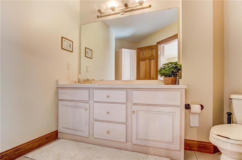  468 Leigh Dr, Beavercreek, OH 45434 photo 56