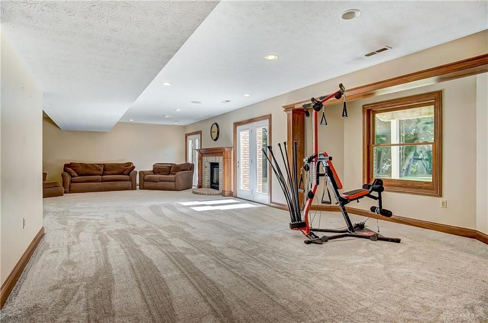  468 Leigh Dr, Beavercreek, OH 45434 photo 51