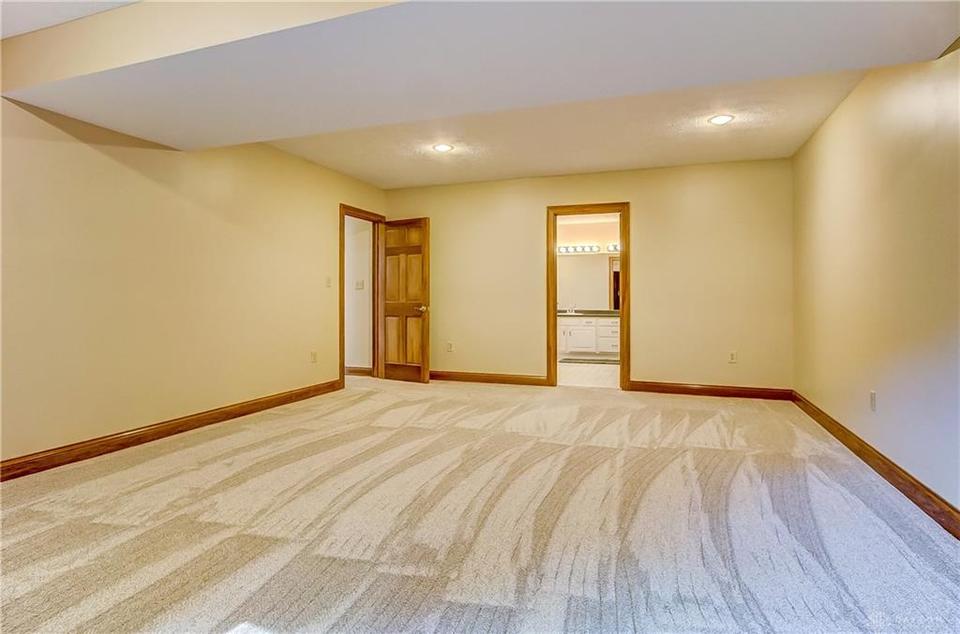  468 Leigh Dr, Beavercreek, OH 45434 photo 58