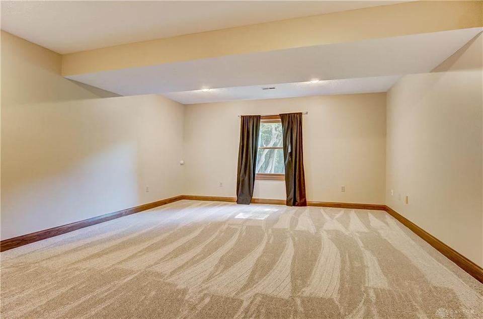  468 Leigh Dr, Beavercreek, OH 45434 photo 57