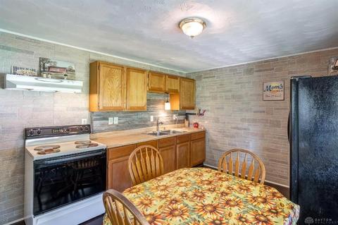 7415 Milton Carlisle Rd, Springfield, OH 45504 photo 2