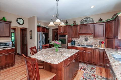 4186 Stone Bridge Dr, Springfield, OH 45504 photo 6