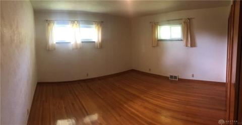 2111 E Mile Rd, Springfield, OH 45503 photo 16