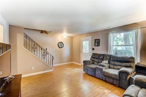 2935 Derr Rd, Springfield, OH 45503 photo 4
