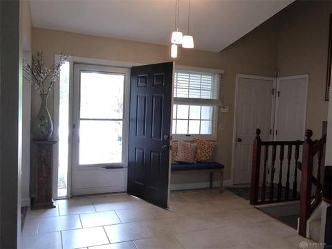 6753 Winding Cv, Dayton, OH 45459 photo 3