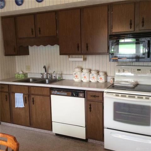 3430 Scotsdale Dr, Springfield, OH 45504 photo 4