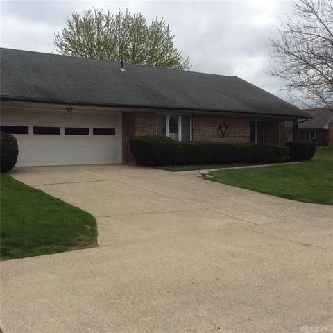 3430 Scotsdale Dr, Springfield, OH 45504 photo 1
