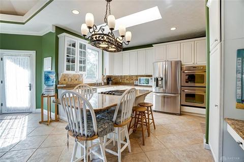 1782 Cedar Ridge Dr, Spring Valley, OH 45370 photo 16