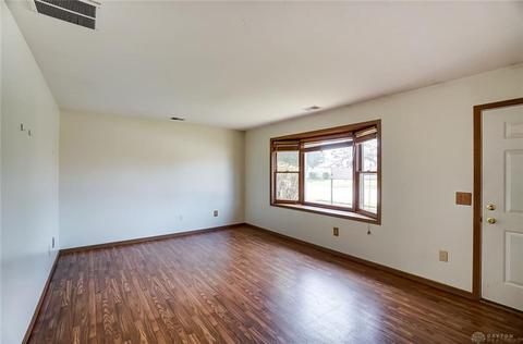 1968 Willoughby Ave, Springfield, OH 45502 photo 6