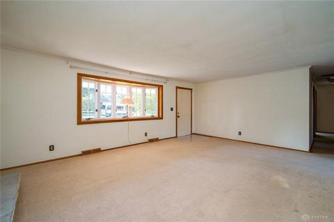 148 Cimmaron Trl, Enon, OH 45323 photo 7
