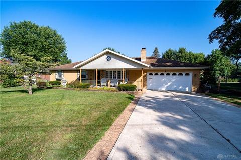 148 Cimmaron Trl, Enon, OH 45323 photo 2