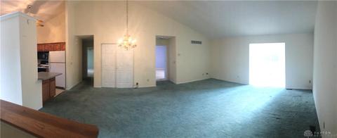 1853 Golfview Dr, Springfield, OH 45502 photo 6